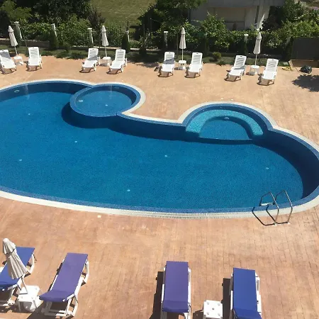 Aparthotel Vip студио симона - - 1-ва линия море